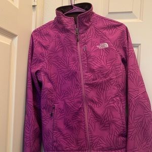 Women’s North Face Apex jacket